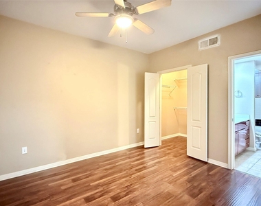 2505 San Gabriel St - Photo Thumbnail 24