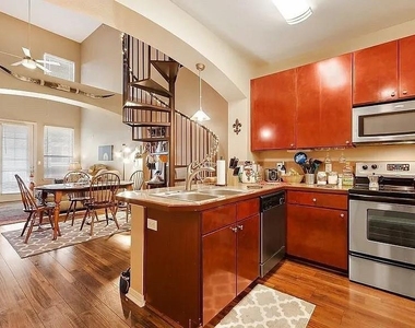 2505 San Gabriel St - Photo Thumbnail 8