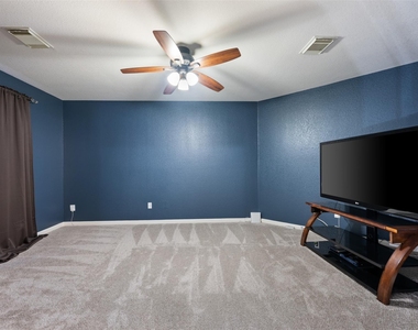 4435 Hunters Lodge Dr - Photo Thumbnail 29