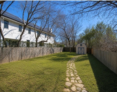 2921 E 14th St - Photo Thumbnail 2