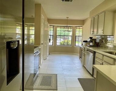 8905 Bridgewood Trl - Photo Thumbnail 9