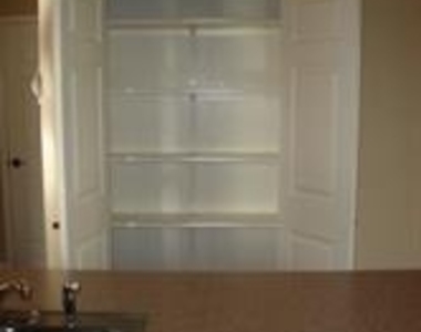 203 Railroad St - Photo Thumbnail 3