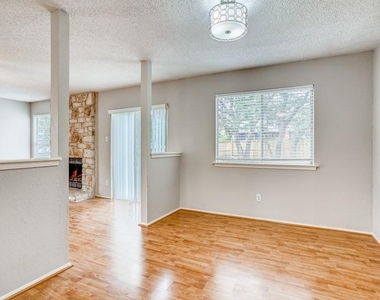 11522 Powder Mill Trl - Photo Thumbnail 8