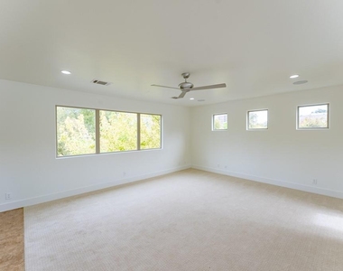 716 Post Oak St - Photo Thumbnail 28