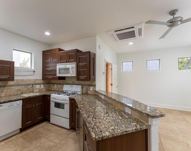 716 Post Oak St - Photo Thumbnail 36