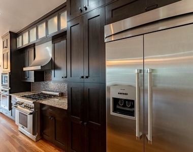 716 Post Oak St - Photo Thumbnail 10