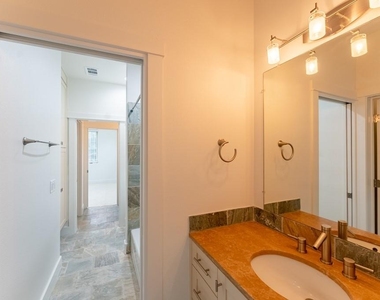 716 Post Oak St - Photo Thumbnail 23
