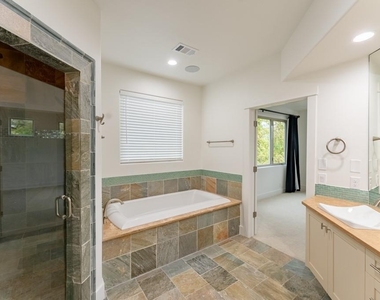 716 Post Oak St - Photo Thumbnail 19