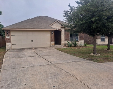 19208 Freedom Hill Ln - Photo Thumbnail 2