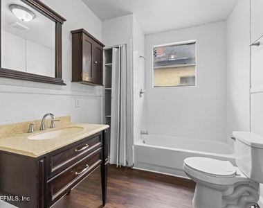 1052 E 10th Street - Photo Thumbnail 8