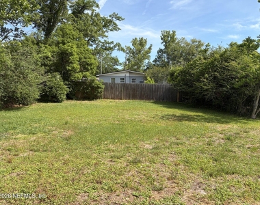 223 N Collen Road - Photo Thumbnail 8