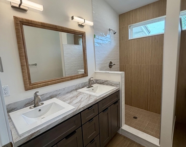 223 N Collen Road - Photo Thumbnail 10