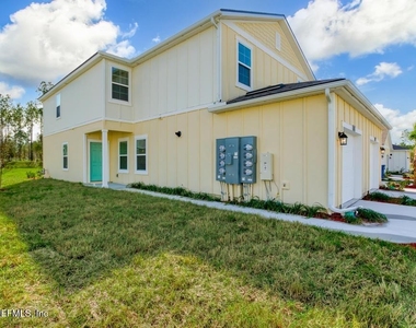 21 Temple Drive - Photo Thumbnail 1