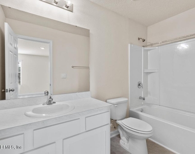 21 Temple Drive - Photo Thumbnail 24