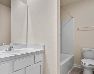 21 Temple Drive - Photo Thumbnail 29