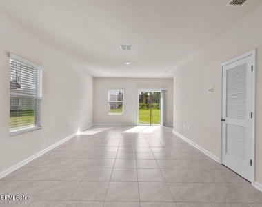21 Temple Drive - Photo Thumbnail 12