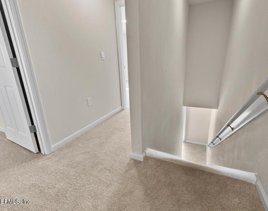 21 Temple Drive - Photo Thumbnail 21
