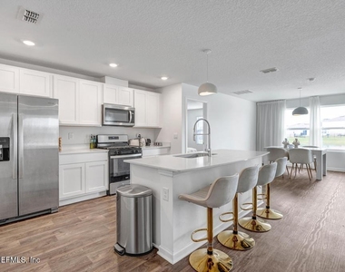 121 Ardila Circle - Photo Thumbnail 9