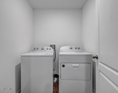 121 Ardila Circle - Photo Thumbnail 28