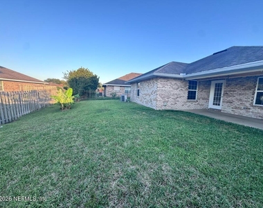 7565 Westland Oaks Drive - Photo Thumbnail 21