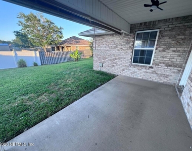 7565 Westland Oaks Drive - Photo Thumbnail 19