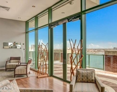 1431 Riverplace Boulevard - Photo Thumbnail 60