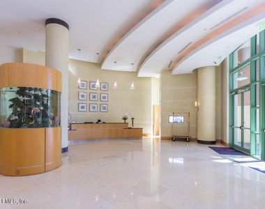 1431 Riverplace Boulevard - Photo Thumbnail 71