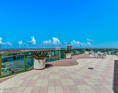 1431 Riverplace Boulevard - Photo Thumbnail 22