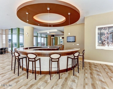1431 Riverplace Boulevard - Photo Thumbnail 45