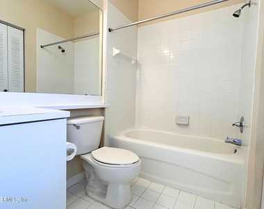 540 Florida Club Boulevard - Photo Thumbnail 20