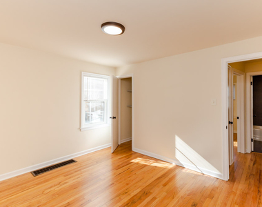 4260 W Nelson Street - Photo Thumbnail 4