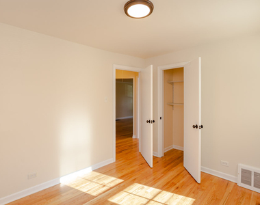 4260 W Nelson Street - Photo Thumbnail 5
