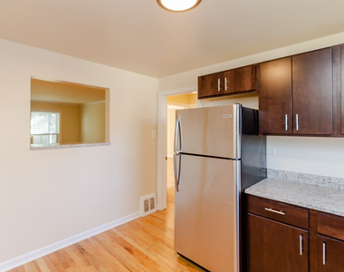 4260 W Nelson Street - Photo Thumbnail 2