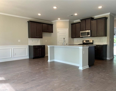 2183 Shetley Creek Drive - Photo Thumbnail 9