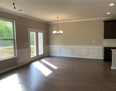 2183 Shetley Creek Drive - Photo Thumbnail 3