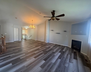 3141 Saganashkee Lane - Photo Thumbnail 5