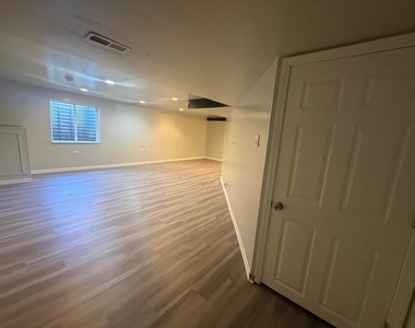 3141 Saganashkee Lane - Photo Thumbnail 27