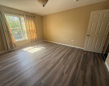 3141 Saganashkee Lane - Photo Thumbnail 12