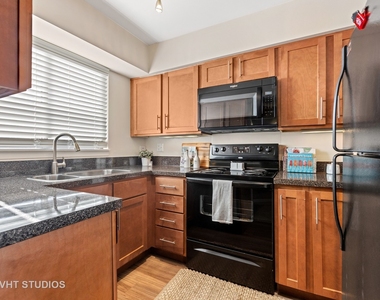 1601 Westminster Drive - Photo Thumbnail 25