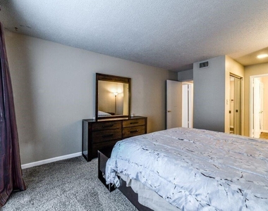 53 Doranne Court Se - Photo Thumbnail 20