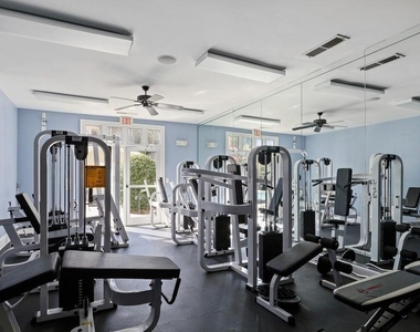 2700 Pine Tree Road Ne - Photo Thumbnail 25