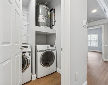 2700 Pine Tree Road Ne - Photo Thumbnail 22