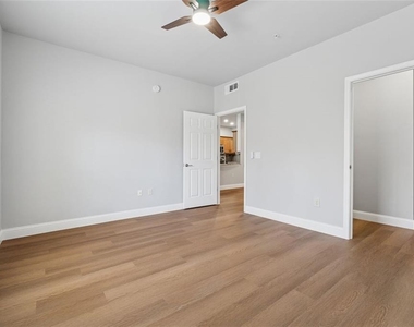 2700 Pine Tree Road Ne - Photo Thumbnail 16
