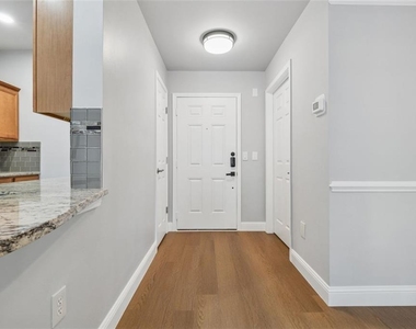 2700 Pine Tree Road Ne - Photo Thumbnail 7