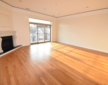 4518 N Kedzie Avenue - Photo Thumbnail 3