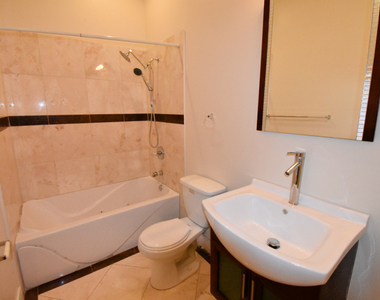 4518 N Kedzie Avenue - Photo Thumbnail 8