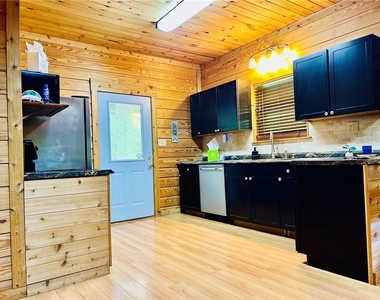 4067 Fincher Drive - Photo Thumbnail 2