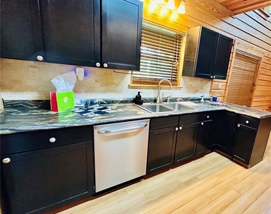 4067 Fincher Drive - Photo Thumbnail 11