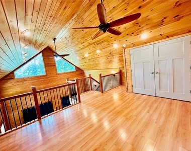 4067 Fincher Drive - Photo Thumbnail 8