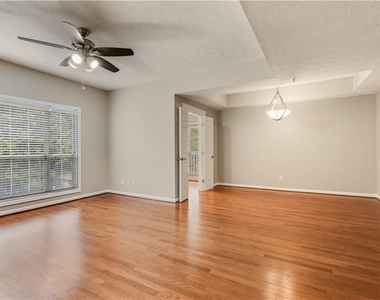 1250 Parkwood Circle Se - Photo Thumbnail 20